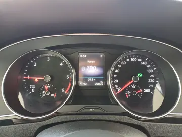 Volkswagen Passat Highline