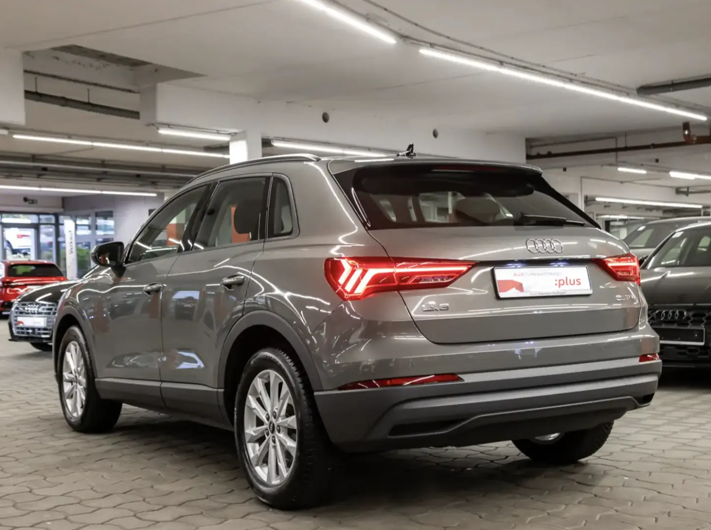Audi Q3 35 TFSI LED Navi PDC virtCo ACC Sitzheiz AHK