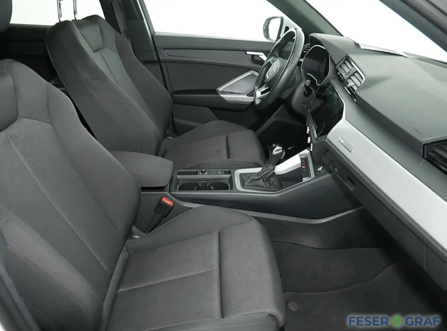 Audi Q3 35 TFSI S tronic S Line Ext LED,Sportsitze,Smartph