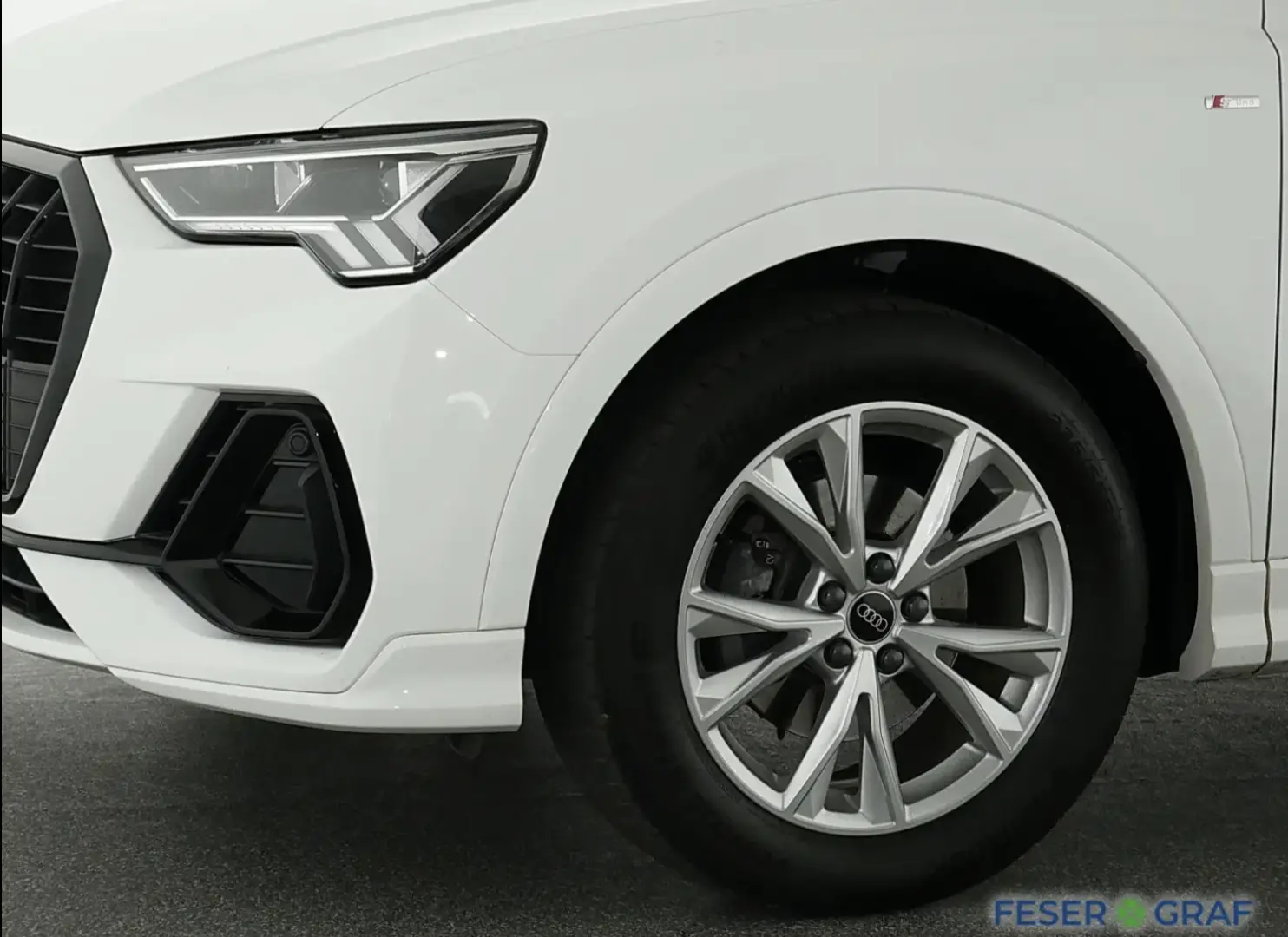Audi Q3 35 TFSI S tronic S Line Ext LED,Sportsitze,Smartph