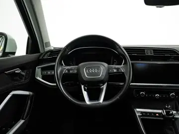 Audi Q3 35 TFSI Advanced S tronic