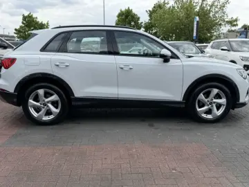 Audi Q3 35 TFSI advanced *1. Hand *AHK *Standheizung