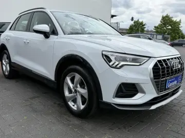 Audi Q3 35 TFSI advanced *1. Hand *AHK *Standheizung