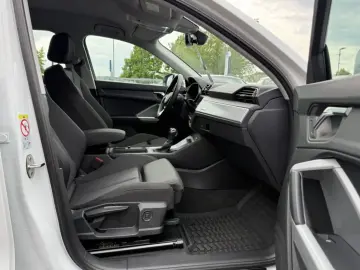 Audi Q3 35 TFSI advanced *1. Hand *AHK *Standheizung