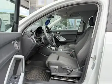 Audi Q3 35 TFSI advanced *1. Hand *AHK *Standheizung