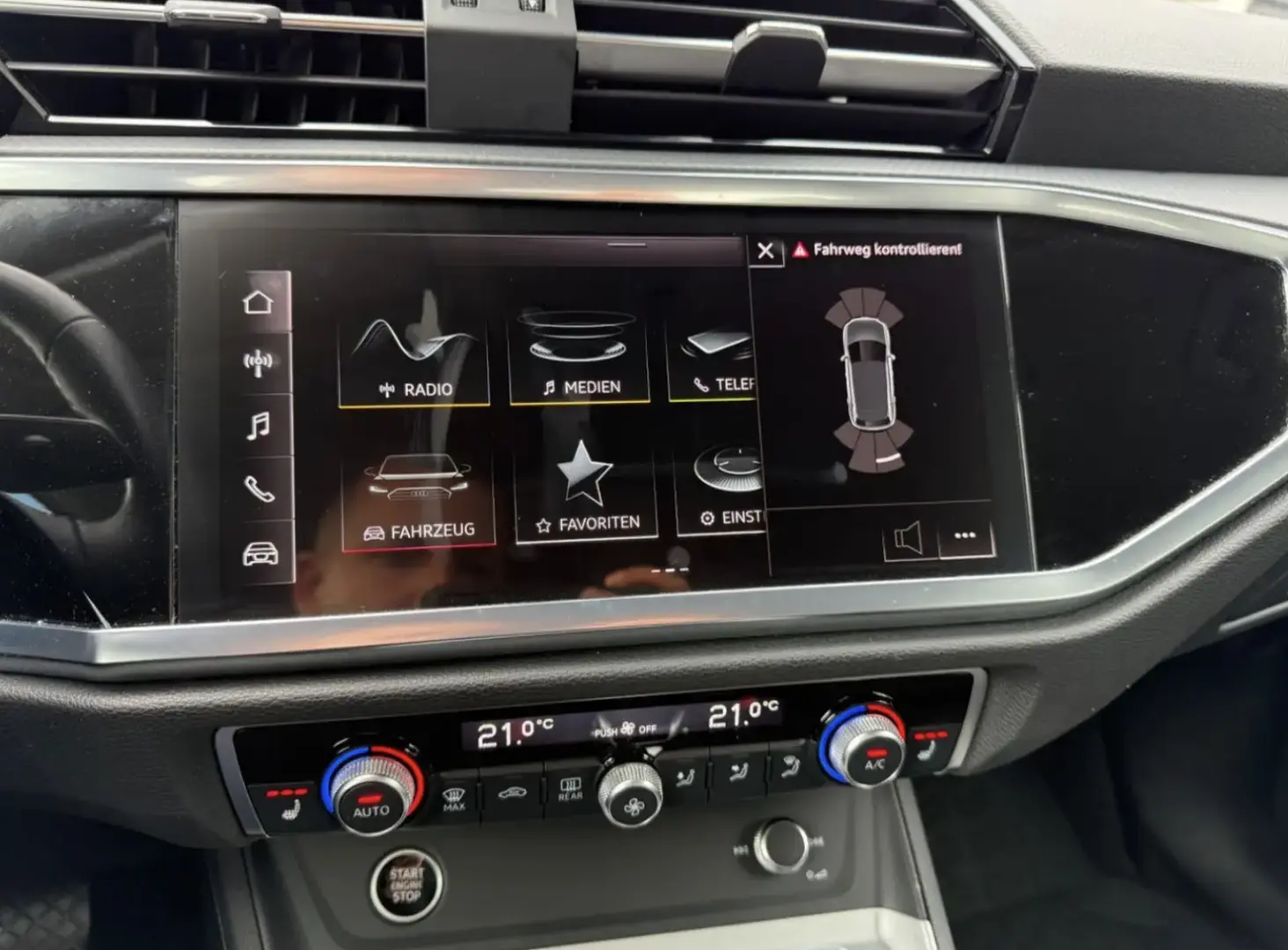 Audi Q3 35 TFSI advanced *1. Hand *AHK *Standheizung