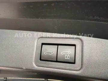 Corolla 1,8 Hybrid - CVT Style Touring Sports