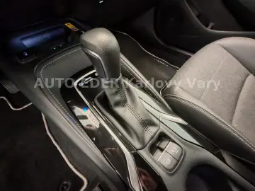 Corolla 1,8 Hybrid - CVT Style Touring Sports