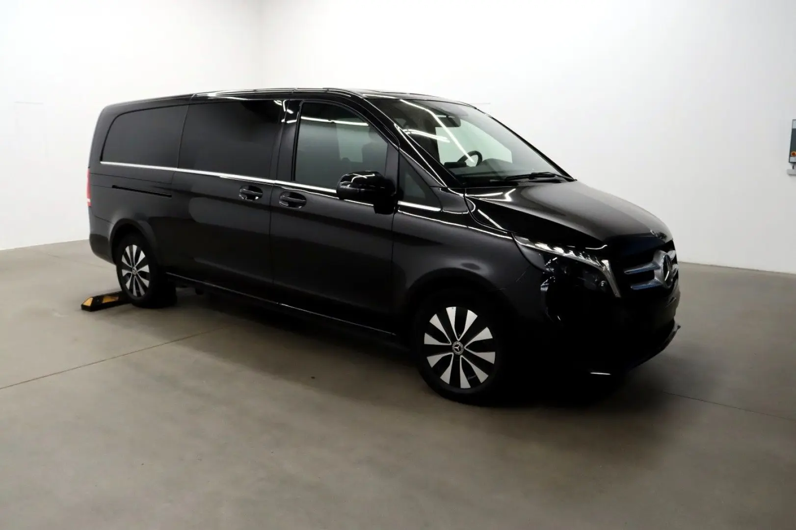 V 300 D 4MATIC STANDHEIZUNG EXTRALANG AVANTGARDE
