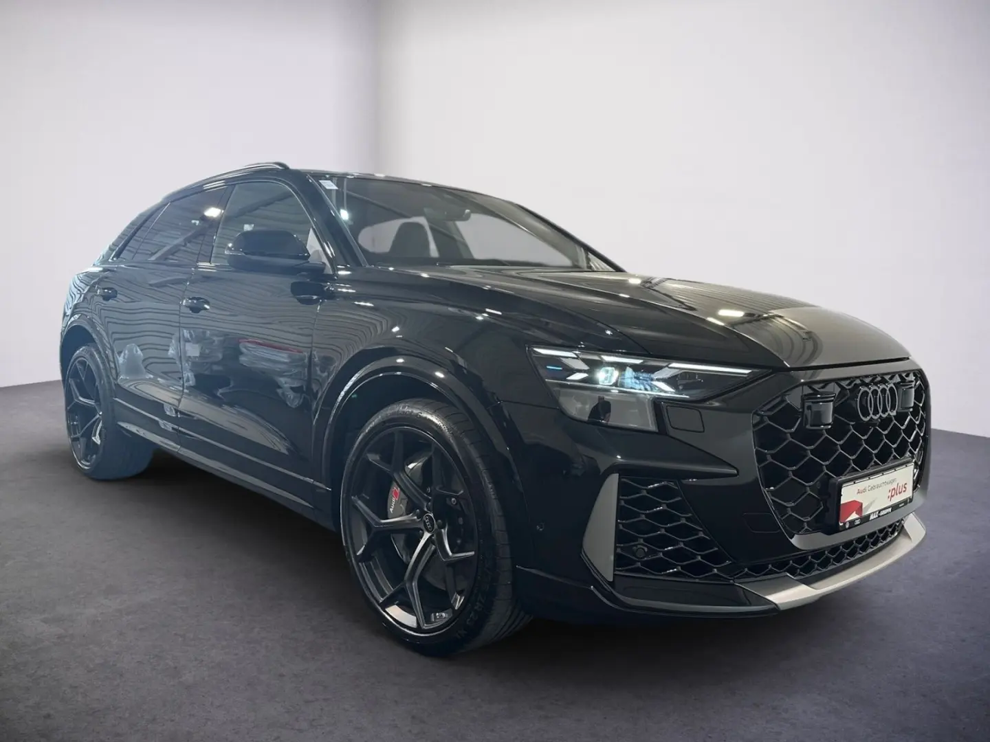 RS Q8 PERFORMANCE 305KM/H+AHK+KERAMIK+WABEN+LUFT