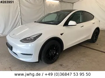 Model Y Long Range AWD Wärmepumpe Autopilot-3!