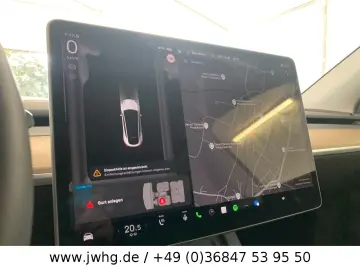 Model Y Long Range AWD Wärmepumpe Autopilot-3!