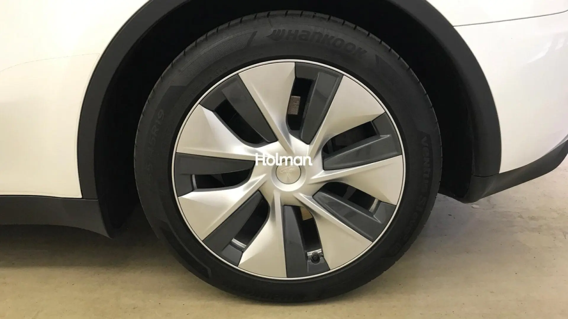 Model Y Standard Range 60 kWh A.Pilot 8-fach