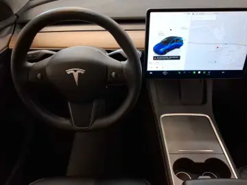Model Y Long Range Dual Motor AWD 