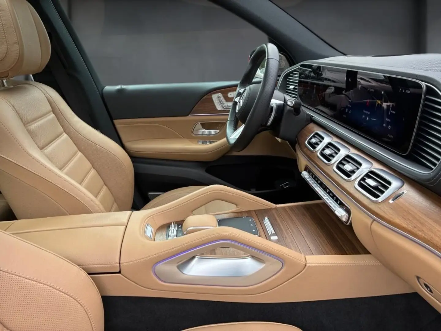 GLS 580 4M AMG Premium+ Standh. AHK Airmatic HUD