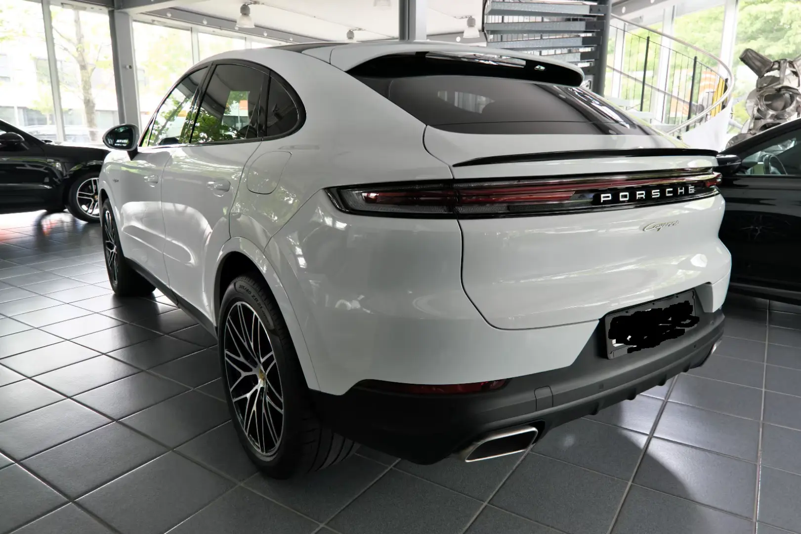 Porsche Cayenne Coupe E-Hybrid InnoDrive