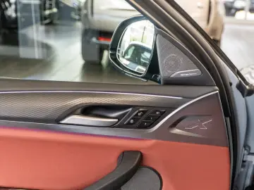 BMW X4 20d M Sport Inno AHK Pano Memo