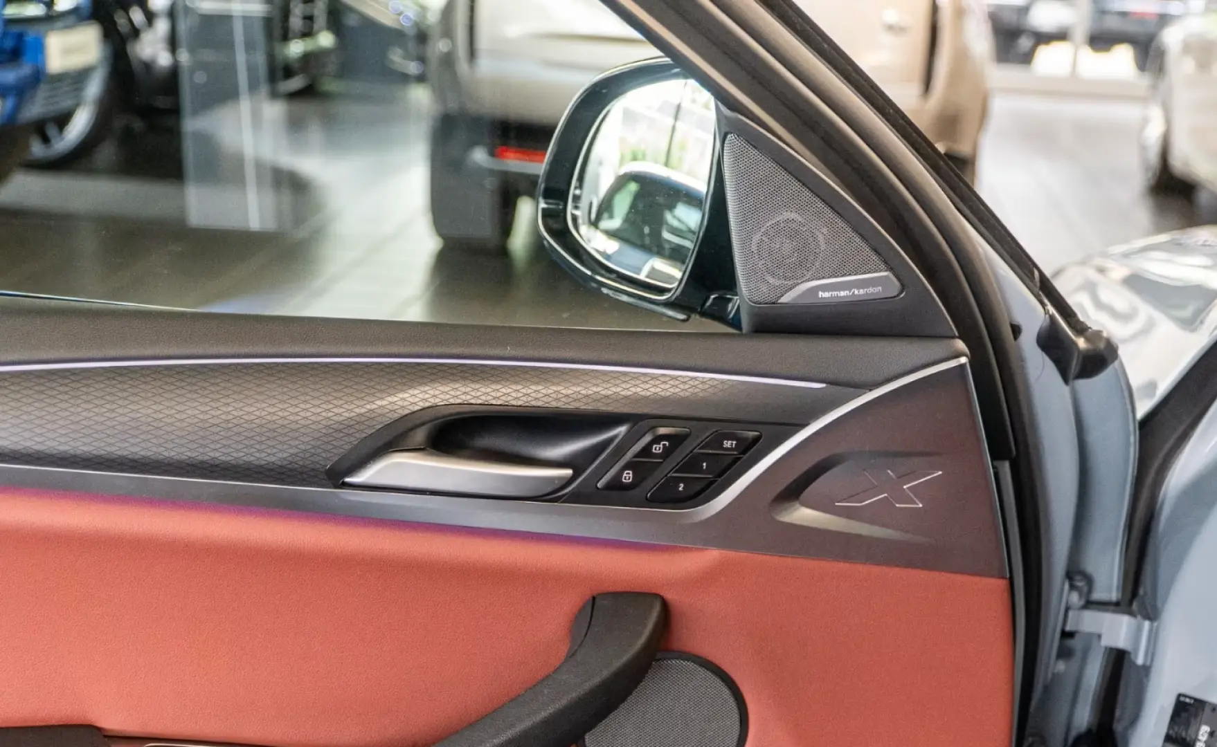 BMW X4 20d M Sport Inno AHK Pano Memo