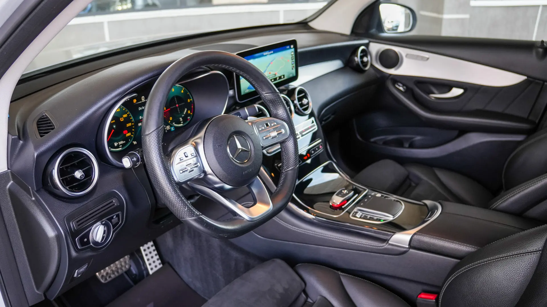 MERCEDES BENZ GLC 220d 4matic