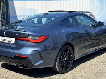 BMW M440 i xDrive Coupe M-Sport Carbon