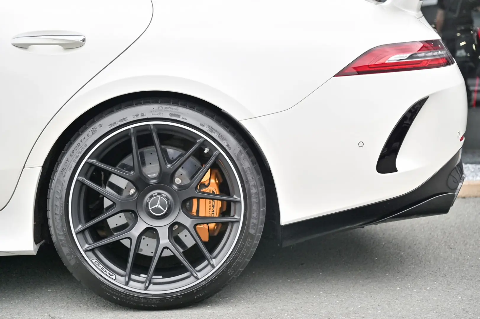 AMG GT 63 S E Performance Keramik* Aero-Kit* 21