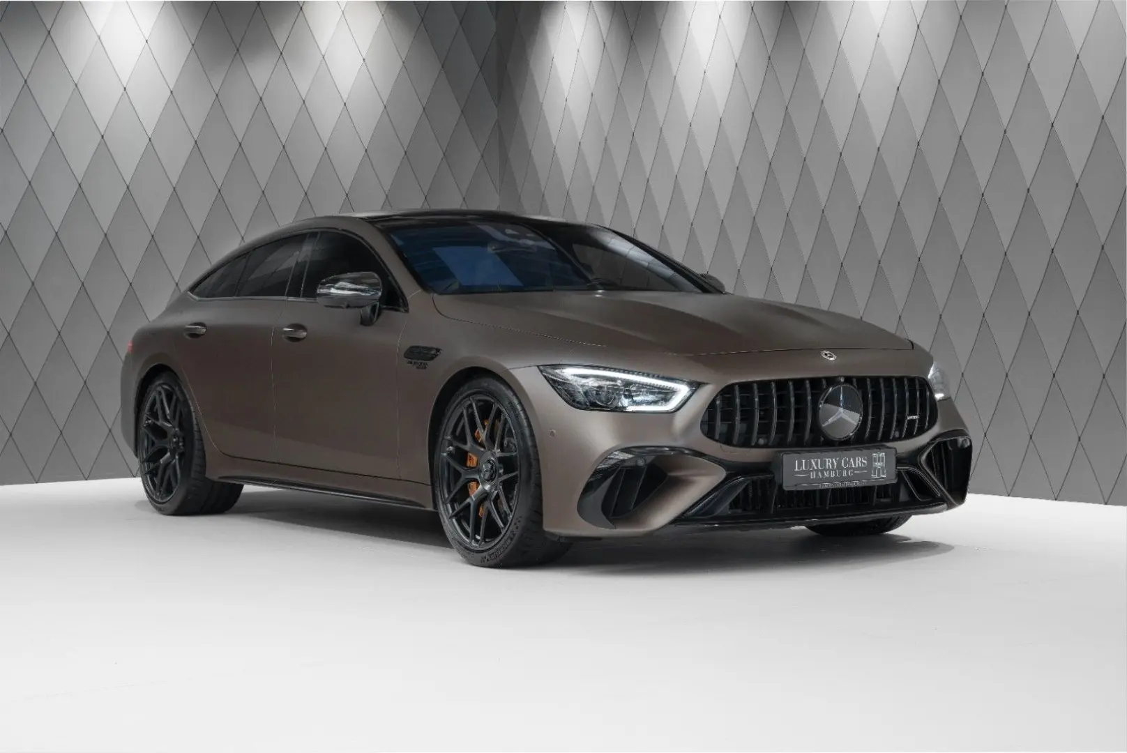 AMG GT 63 S E-PERFORMANCE BROWN CERAMIC BURMESTE