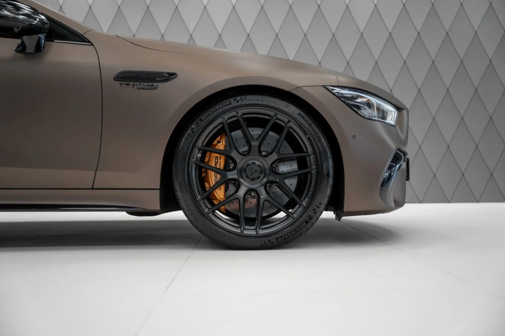 AMG GT 63 S E-PERFORMANCE BROWN CERAMIC BURMESTE
