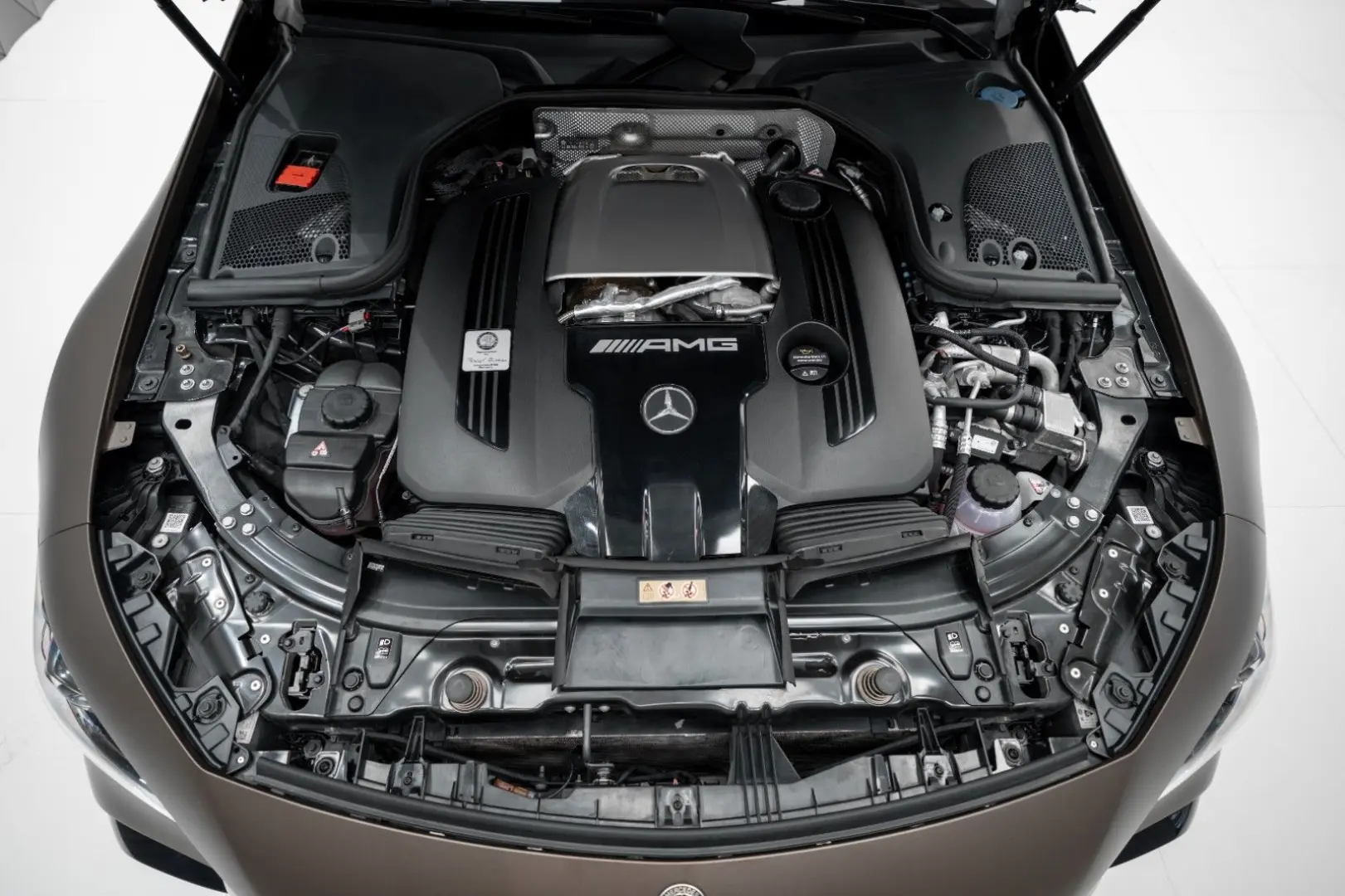AMG GT 63 S E-PERFORMANCE BROWN CERAMIC BURMESTE