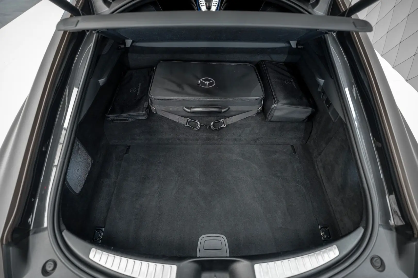 AMG GT 63 S E-PERFORMANCE BROWN CERAMIC BURMESTE