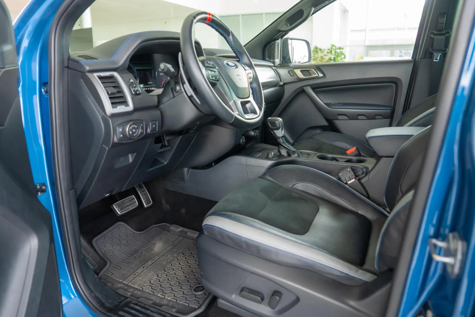 Ford Ranger Super Pursuit Version Redback