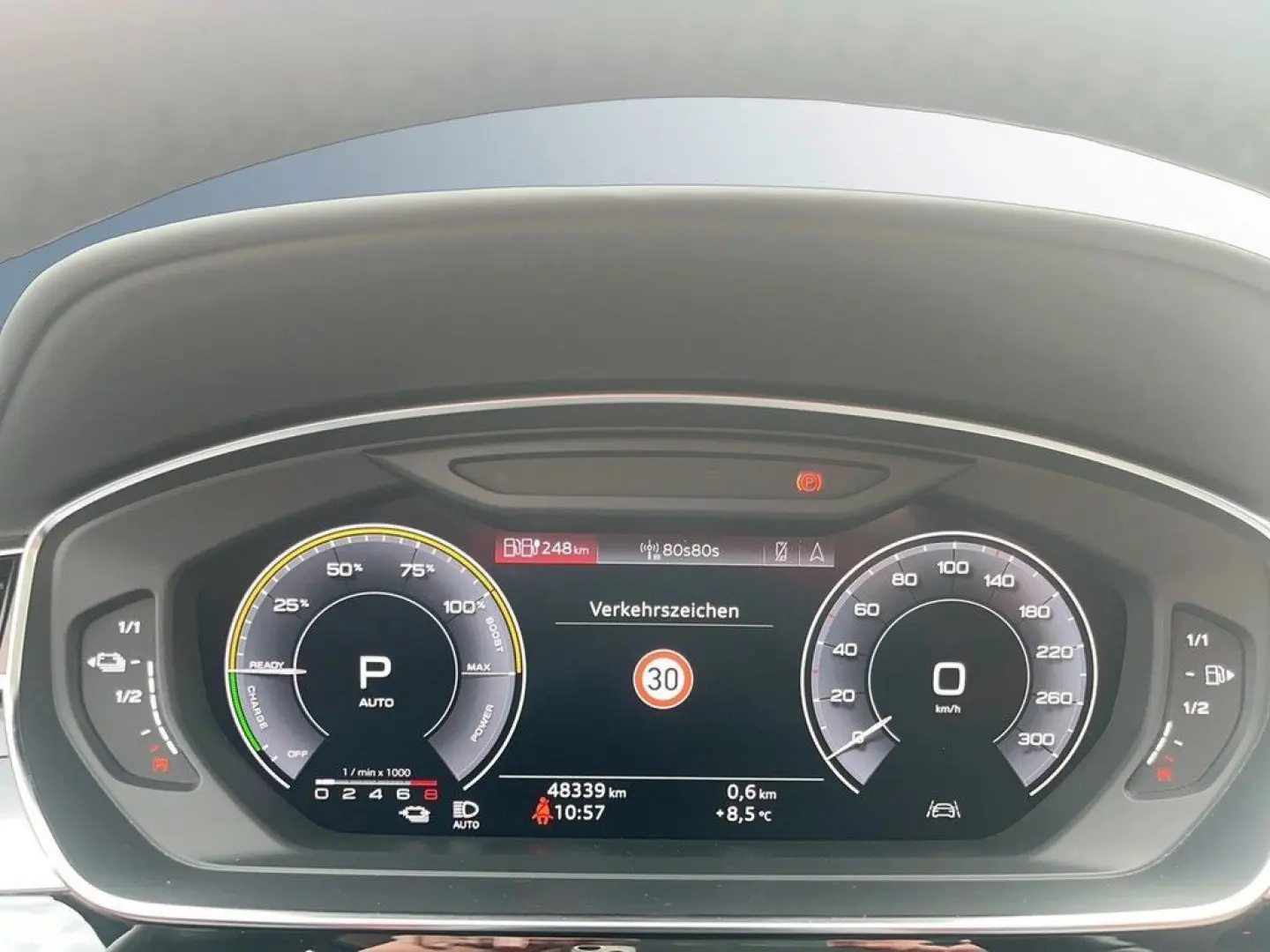 A8 L 60 TFSI e quattro Pano Matrix LED Allradlen