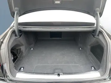 A8 L 60 TFSI e quattro Pano Matrix LED Allradlen