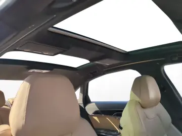A8 60 4.0 TFSI lang quattro B&O Matrix *Luft*