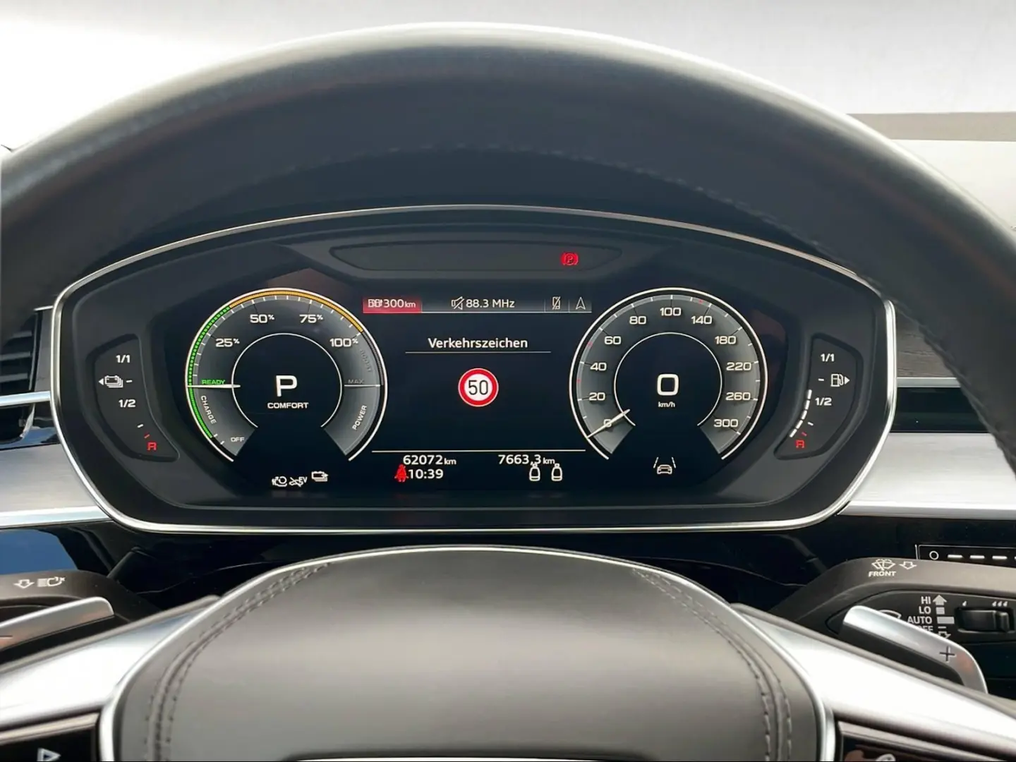 A8 L 60 TFSI e quattro Matrix-LED B&O Pano HuD