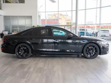 Audi A8 60TFSIe 3.0 Plug-in Hybrid Quattro 