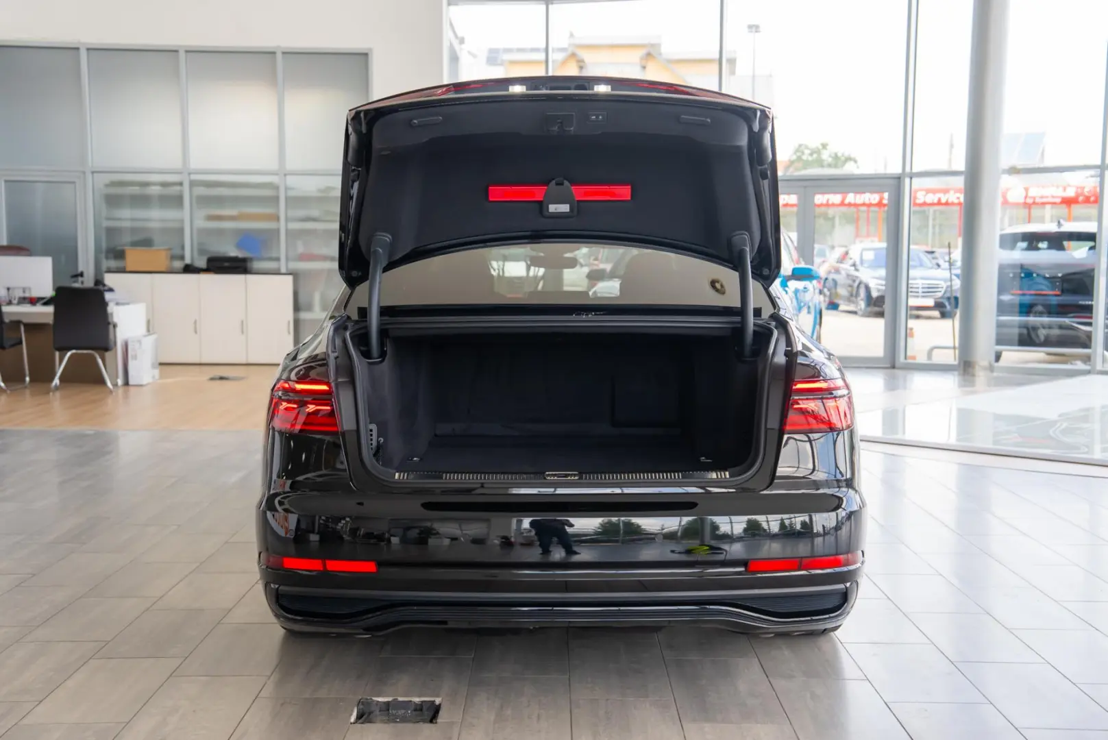Audi A8 60TFSIe 3.0 Plug-in Hybrid Quattro 