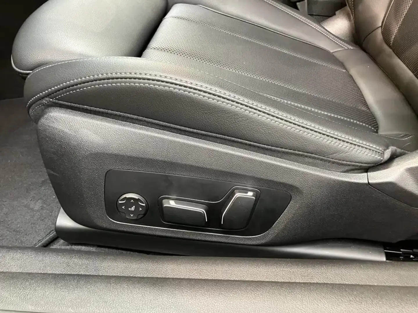 BMW M440 i xDrive M Sport Pro Inovație+Pano