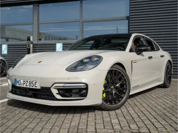 Panamera 4S E-Hybrid 21''  Panoramadach uvm.