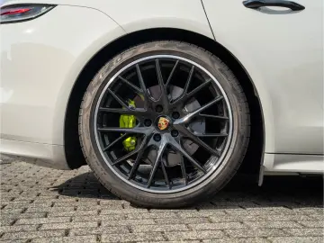 Panamera 4S E-Hybrid 21'', Panoramadach uvm.