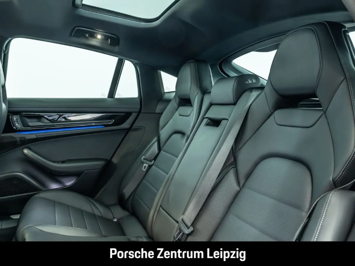 Panamera 4S E-Hybrid Sportabgas HD-Matrix HUD In