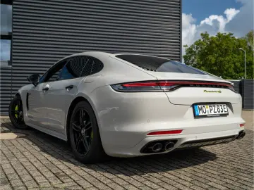 Panamera 4S E-Hybrid 20'', Sitzbelüftung, BOSE