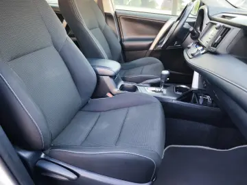 Toyota RAV4 2.5 VVT-i HSD 4x2 Executive
