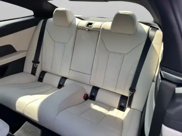 BMW M440 i xDrive Coupé