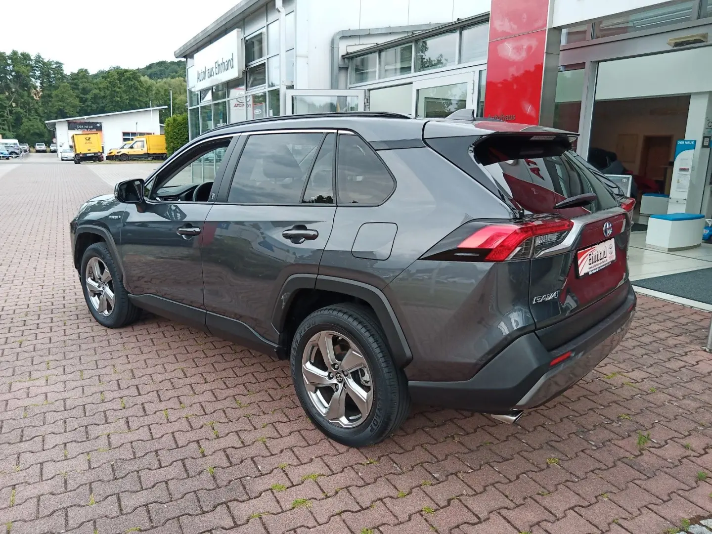 RAV4 Hybrid 4x4 Team D *Navi*Smartphone*