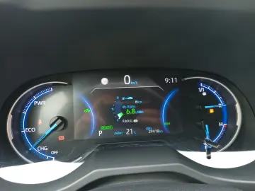 RAV4 Hybrid 4x4 Team D *Navi*Smartphone*