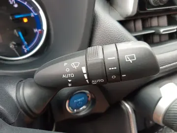 RAV4 Hybrid 4x4 Team D *Navi*Smartphone*