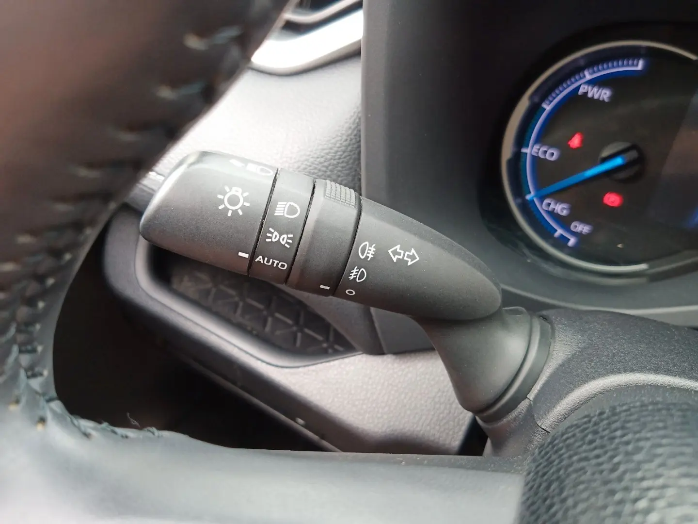 RAV4 Hybrid 4x4 Team D *Navi*Smartphone*