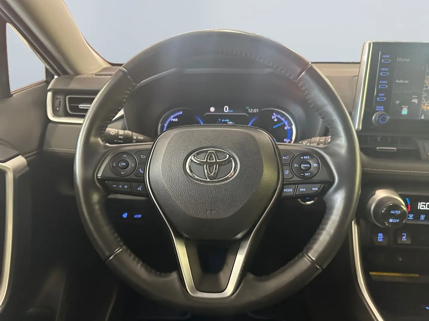RAV 4 2.5 4x4 Hybrid Team D *LED*el Heck*Navi*CA