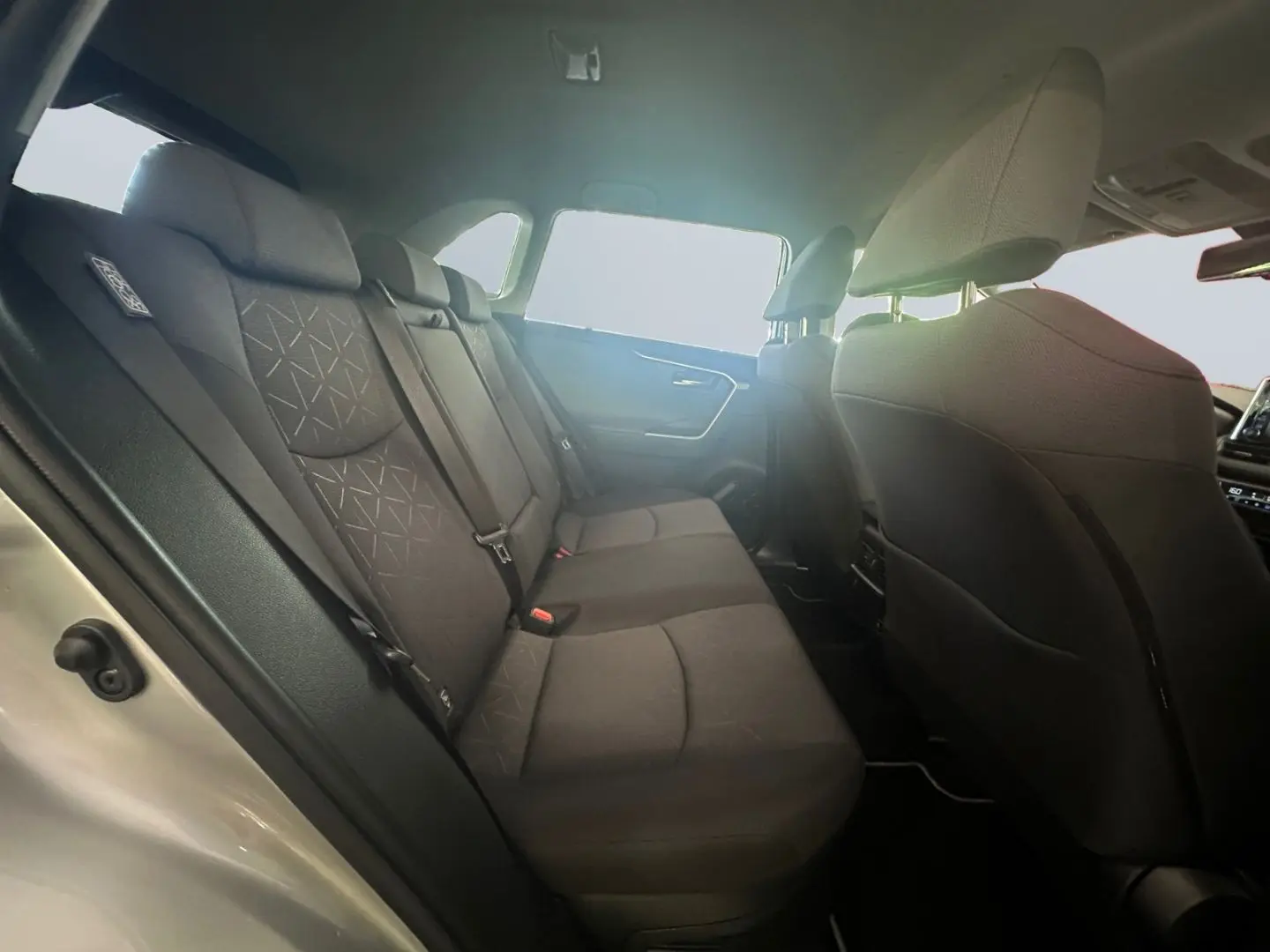 RAV 4 2.5 4x4 Hybrid Team D *LED*el Heck*Navi*CA