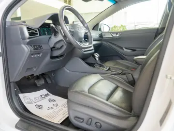 Hyundai Ioniq 1.6 Premium Plug-in Hybrid